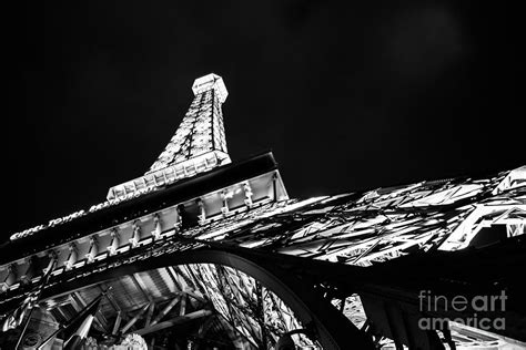 Eiffel Tower Las Vegas Photograph By Olga Photography Pixels