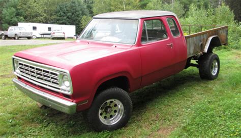 1973 Dodge Ram W200 By Dennis Snavely Mopars Of The Month