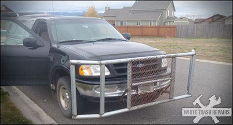 Atau kalian punya ide lain? 5 DIY Grille Guards That Are DEFINITELY One Of A Kind
