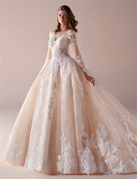 Abito da sposa principessa silhouette corte dei treni con spalle scoperte abiti da sposa in tulle di pizzo naturale senza maniche. Abiti sposa Pisa: Romance la Nuova Collezione di Abiti