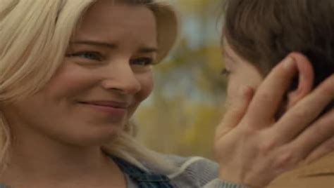 Brightburn Trailer Elizabeth Banks Portrays A Troubled Mother In James