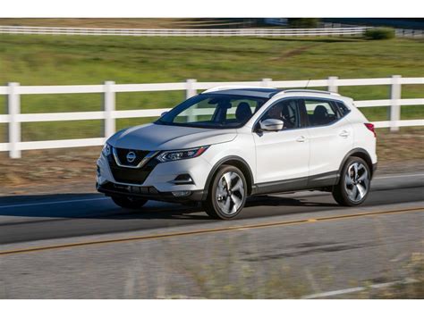 2022 Nissan Rogue Sport Pictures Us News