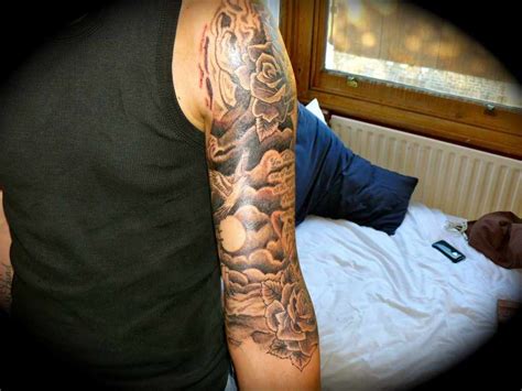 However, some people also choose to get a doves and clouds tattoo. Cloud And Dove Tattoo Designs Dove and clouds tattoo dove