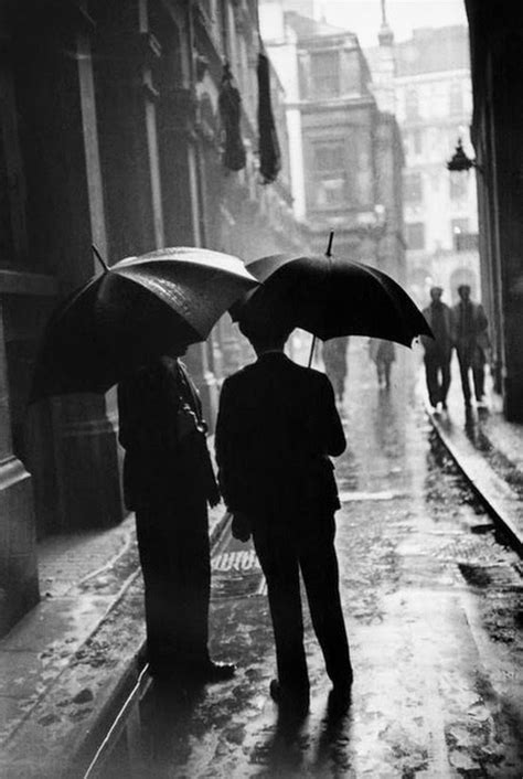 Instant Views O The Rain Robert Doisneau Henri Cartier Bresson
