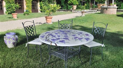 Grilling food is a great way to provide your palate with a variety of unique flavors and to prepare healthier meals because the dripping fat lowers the food calories. La Veranda Home & Garden - Elegant and Luxurious Outdoor ...