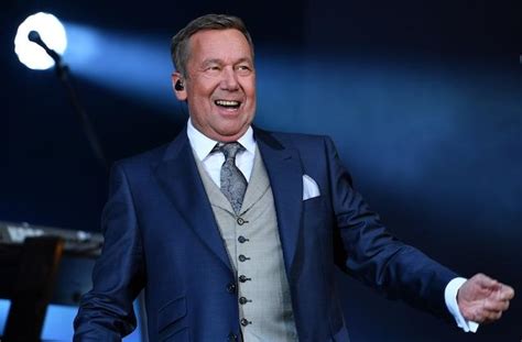 Steig mit ein roland kaiser. Roland Kaiser: Wie er gegen seinen Musiklehrer rebellierte