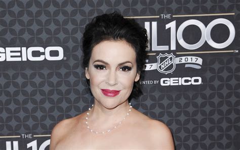 Sign up for alyssa milano alerts: Pöbel-Tweet eines Ex-Trump-Mitarbeiters: So genial kontert ...