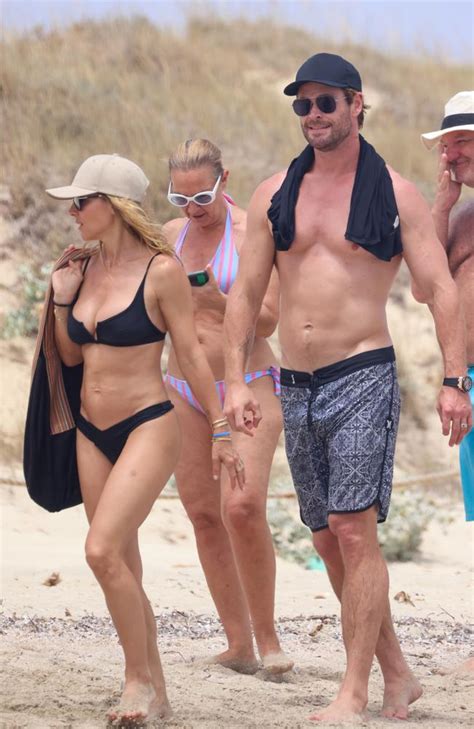 Chris Hemsworth And Elsa Pataky Holiday In Ibiza During Euro Trip News Com Au Australias