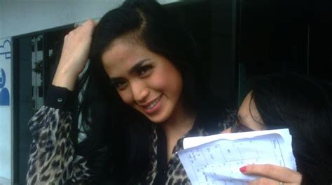 Surat nikah kristen catatan sipil. Tak Merasa Nikahi Jessica, Ludwig Gugat Gereja-Catatan ...