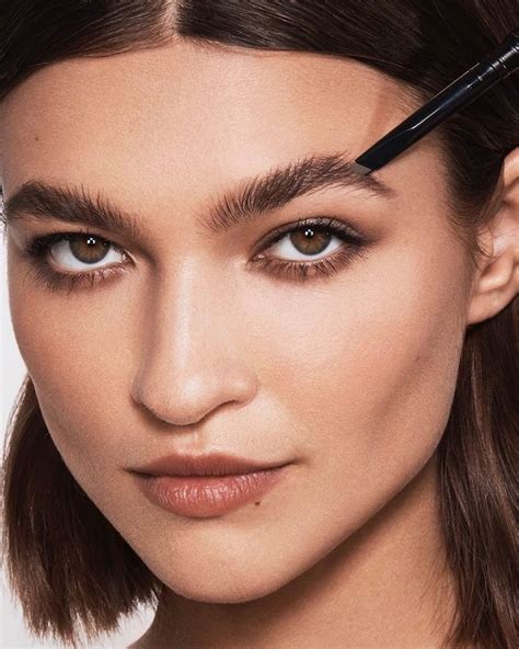Top Expert Tips On How To Get Beautiful Full Brows Savoir Flair