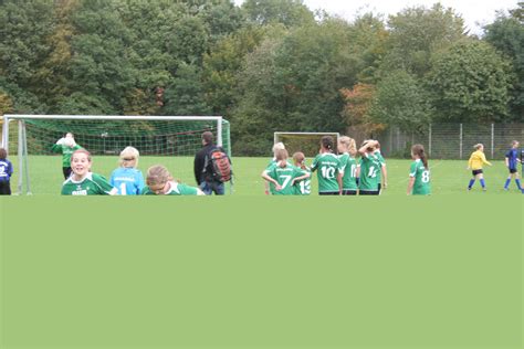 Großartige fußballspiele sind nicht länger auf konsolen beschränkt. Können Mädchen besser Fußball spielen als Jungen? | Das ...