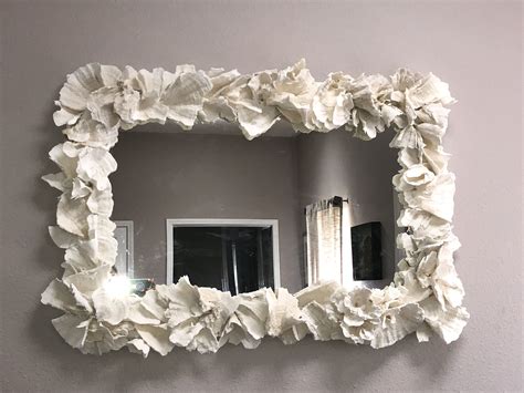 Another angle of the stairwell in melk, the bottoms with ornate paintings that remided me of the colors of a conch shell. Pin by Jennifer cuevas on Shell crafts | Shell crafts ...