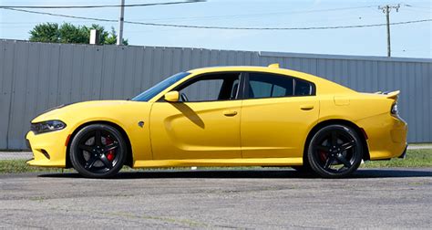 2020 Dodge Charger Side View 2880x1534 Wallpaper