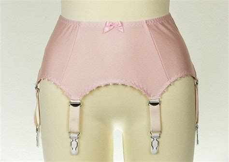 Greta Is Sweet Classic High Waist Style Garter Belt Made With Soft Pink