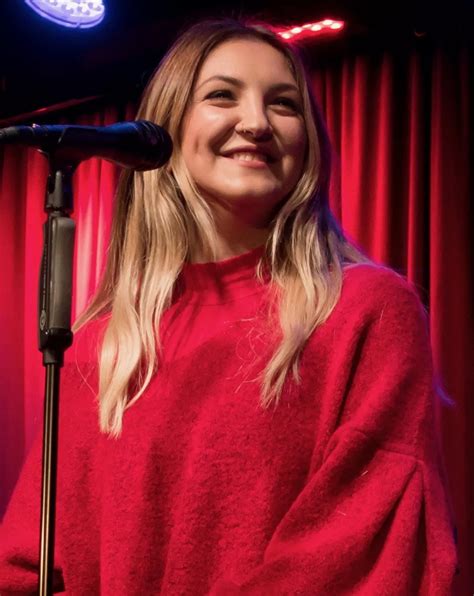 Facts About Julia Michaels Factsnippet