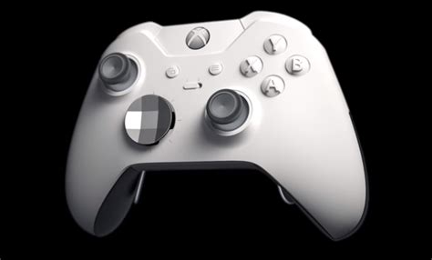Special Edition White Xbox One Elite Controller Pre