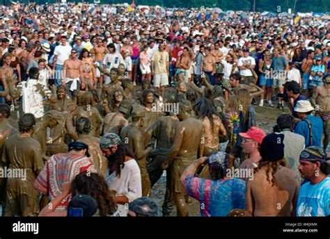 Woodstock 94 Hi Res Stock Photography And Images Alamy