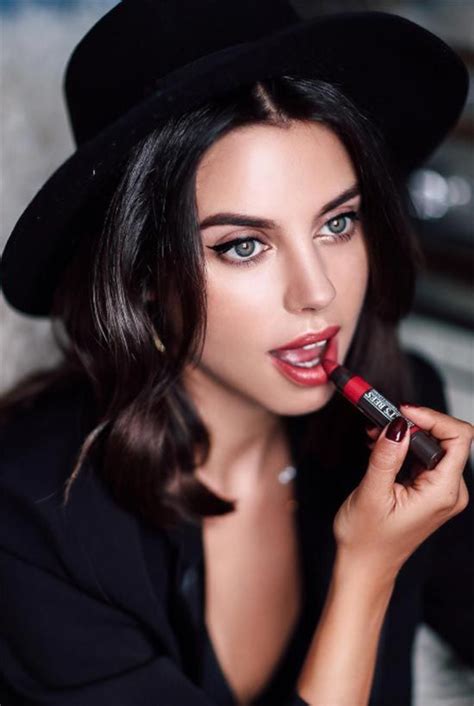Lipstick Buying Guide Best Lipstick Colors For Your Skin Tone Best Lipstick Color Lip Colors