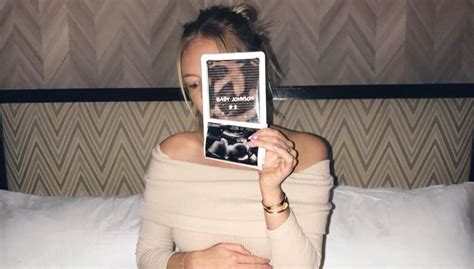 Paulina Gretzky And Dustin Johnson Expecting A Second