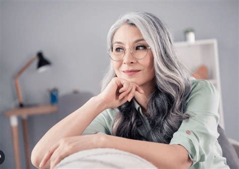 Embracing The Silver Strands A Guide To Going Gray Gracefully