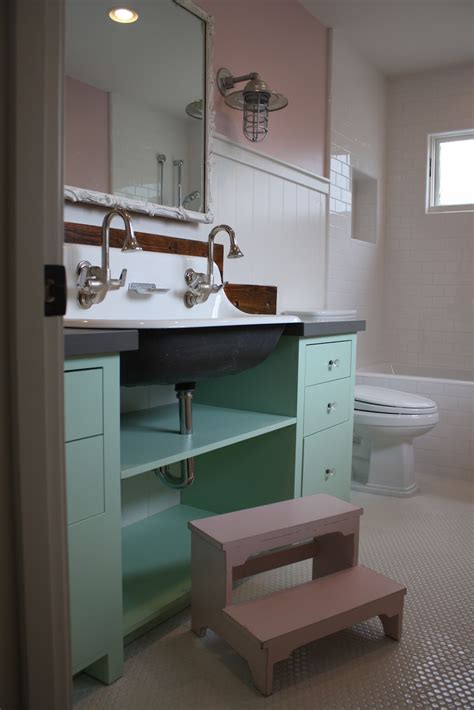 The best bathroom sets can put a finishing touch on your decor and keep your counters organized. rustic rooster interiors: little girls bathroom {interior ...