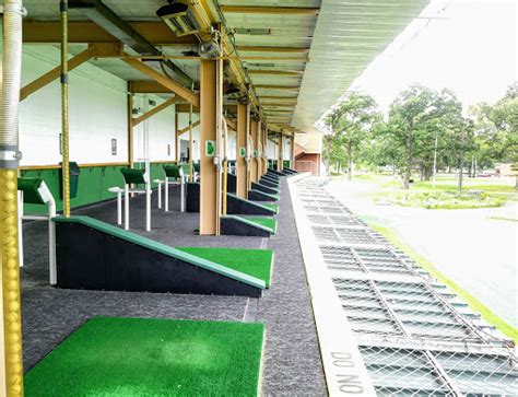 Golf Driving Range Golf Center Des Plaines Reviews And Photos 353 N