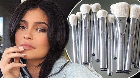Kylie Jenner Makeup Brush Set Review Famous Person