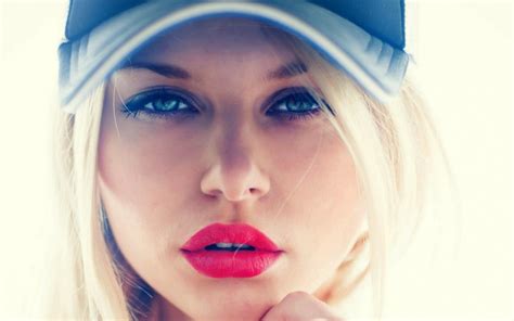 wallpaper face women model blonde glasses closeup blue mouth nose emotion person