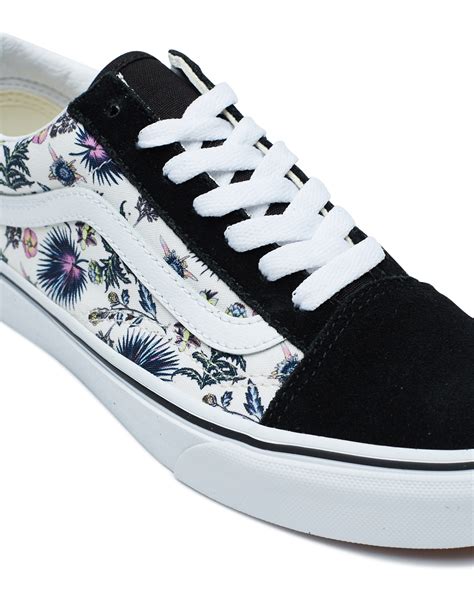 Vans Womens Womens Old Skool Paradise Floral Shoe Orchid True White Surfstitch