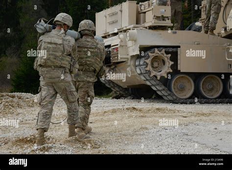 Us Soldiers Assigned To 588th Brigade Engineer Battalion 3rd Stock