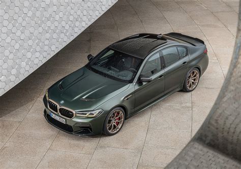 It has 627 horsepower and is claimed to weigh 230 pounds less than the m5 competition. 2022 Yeni BMW M5 CS Donanımları | Oto Kokpit