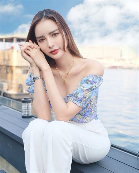 Nitsa Katrahong Most Beautiful Thailand Transgender In Floral Dress