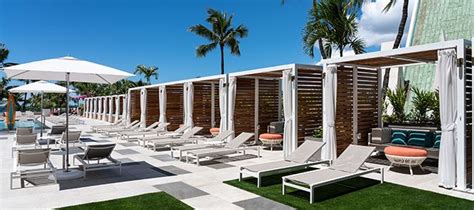 Waikiki Beach Marriott Resort And Spa Oahu Hotels Applevacations