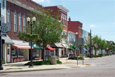 The 10 Best Small Towns To Live In Minnesota For 2021