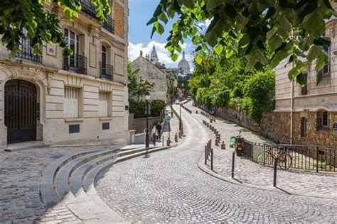 te contamos lo que puedes hacer en parís en 4 días turistas en viaje