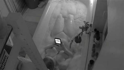 Cam Of Wife In The Bath Free Bathroom Cam Hd Porn C Xhamster