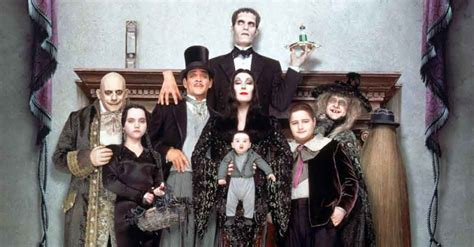 A Família Addams Veja Como Está Atualmente O Ator Que Interpretou O