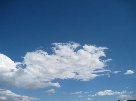 Background awan mp3 & mp4. Background awan biru 7 » Background Check All