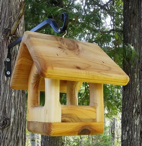 How To Build A Hummingbird House To Attract More Visitors To Your