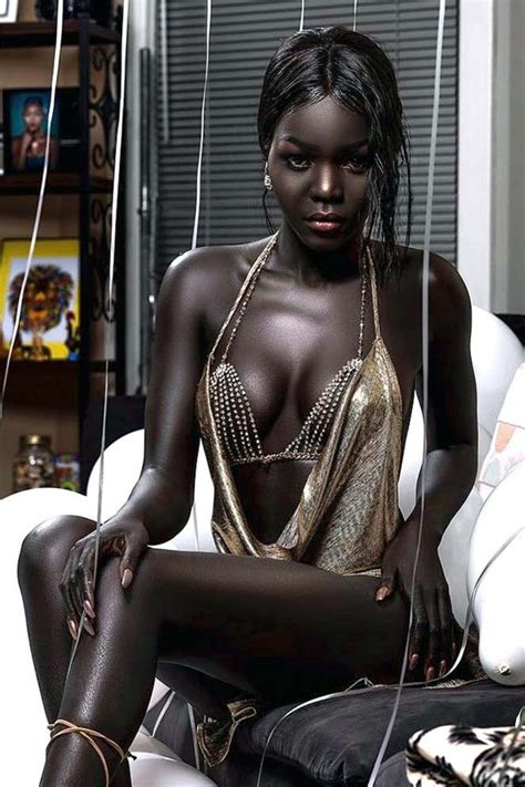 Meet The Beautiful Sudanese Model Nicknamed The Queen Of The Dark Black Beauty Women
