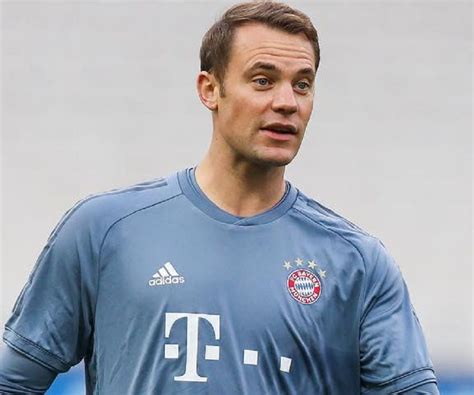 Manuel Neuer All About German Footballers Manuel Neuer Profile