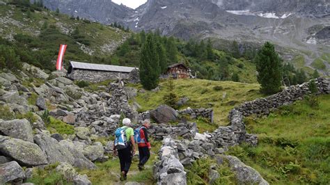 Arbeiten wo andere urlaub machen. Bergtour Hohe Kirche von Innervals, Valsertal