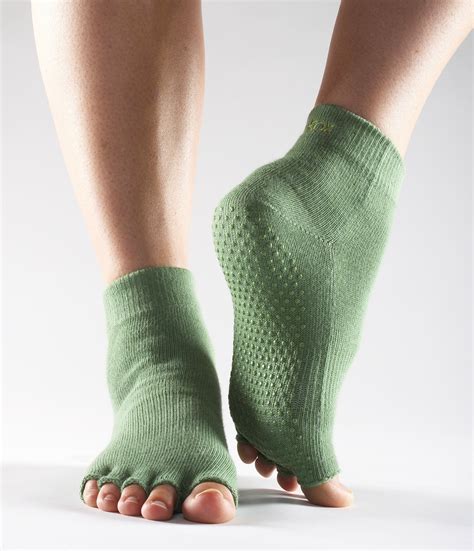 Check spelling or type a new query. Yoga Club Accessories toesox half