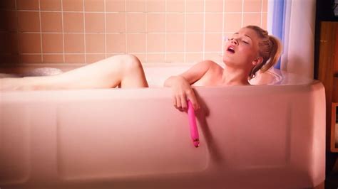 Nude Video Celebs Roxane Mesquida Nude Kelli Berglund Nude Now