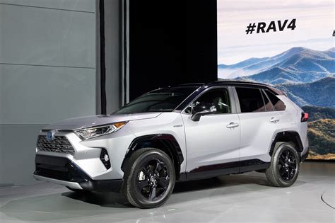 All New Toyota Rav4 Revealed In New York Car Magazine