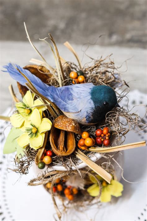 Some of these diys can be hung on your front door or hung on your walls it's up to you how you'd like to. Dollar Tree Spring Decor: DIY Bird Craft Fragrance Warmer