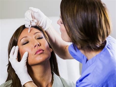 Can Rns Perform Cosmetic Procedures