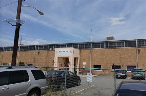 Ice Quietly Extends Contract With Elizabeth Detention Center Elizabeth Nj News Tapinto