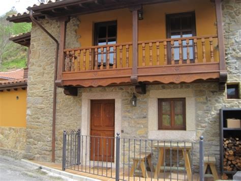 Caracterizado por la sincronía del. Casa de Aldea Mariana | Turismo Rural Asturias