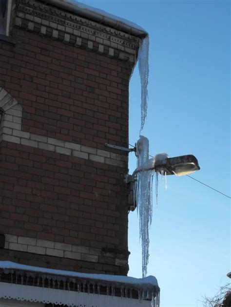 A Cascade Of Icicles Penny Mayes Cc By Sa Geograph Britain And Ireland